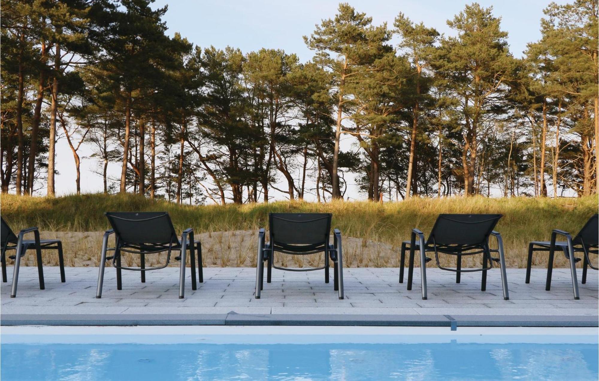 Sky Suite Eden Binz Eksteriør bilde