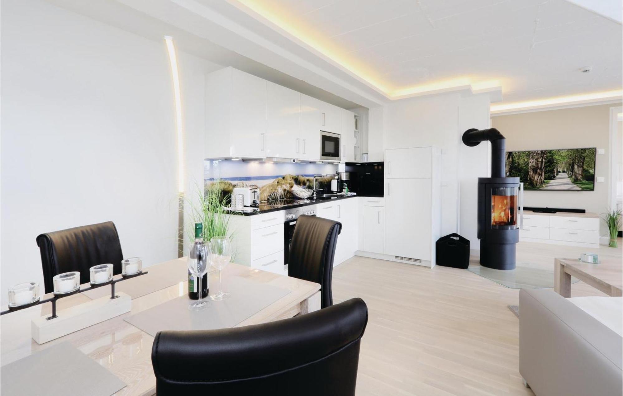 Sky Suite Eden Binz Eksteriør bilde